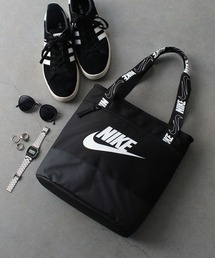 ＪＵＧＬＡＮＳ（ユグランス）の「NIKE　FUTURA PLUS LUNCH TOTE（お弁当箱）」