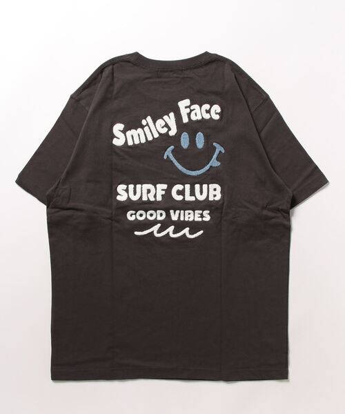 CALI SURF（カリサーフ）の「【Cali Surf】 Smiley Face 空紡糸天竺 刺繍TEE（Tシャツ/カットソー・メンズ・チャコールグレー/ホワイト・2/3）」の2枚目の写真