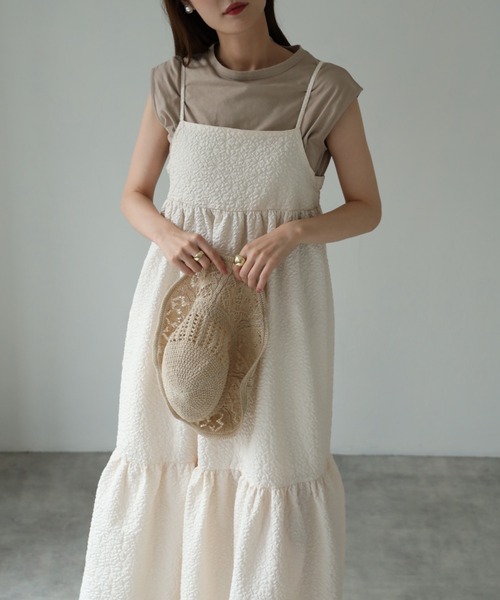 tocco closet(トッコ クローゼット)の「【ZOZO限定】エンボスキャミワンピース(ワンピース・レディース・アイボリー/ブラック・M)」の21枚目の写真