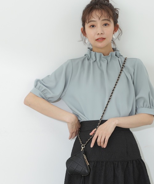 N.（N. Natural Beauty Basic）（エヌエヌナチュラルビューティーベーシック）の「◆ペーパーバック５分袖ブラウス（シャツ/ブラウス・レディース・ライトグリーン/ブラック/オフホワイト/グレー・MEDIUM）」の4枚目の写真