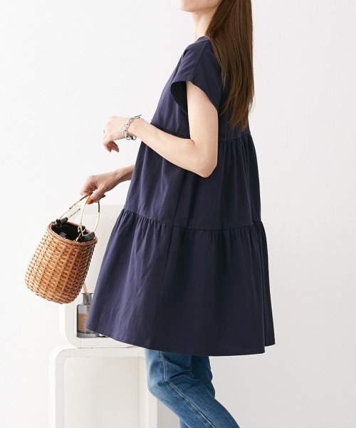 nissen（ニッセン）の「綿１００％　フレンチスリーブロング丈ティアードトップス（Tシャツ/カットソー・レディース・カーキ/モカ/ダークグレー/ネイビー/ブラック・L/LL/M/S）」の5枚目の写真