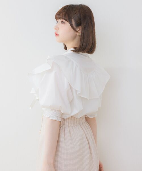 ems excite(エムズエキサイト)の「VフリルボウタイBL(シャツ/ブラウス・レディース・ホワイト/ブルー系その他/ピンク・FREE)」の17枚目の写真