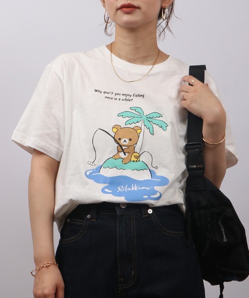 FUNALIVE(ファンアライブ)の「Rilakkuma 天竺 クルーネック 半袖Tシャツ(Tシャツ/カットソー・メンズ・ライトピンク/サックスブルー/ライトブルー/スモークピンク/オフホワイト/ナチュラル/チャコールグレー/ホワイト/ピンク/サックスブルー系/オートミール/ライトパープル/ミント/ホワイト系/ホワイト系1/チャコール・M/L/S)」の2枚目の写真
