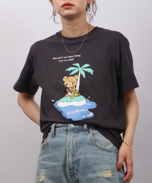 FUNALIVE(ファンアライブ)の「Rilakkuma 天竺 クルーネック 半袖Tシャツ(Tシャツ/カットソー・メンズ・ライトピンク/サックスブルー/ライトブルー/スモークピンク/オフホワイト/ナチュラル/チャコールグレー/ホワイト/ピンク/サックスブルー系/オートミール/ライトパープル/ミント/ホワイト系/ホワイト系1/チャコール・M/L/S)」の7枚目の写真