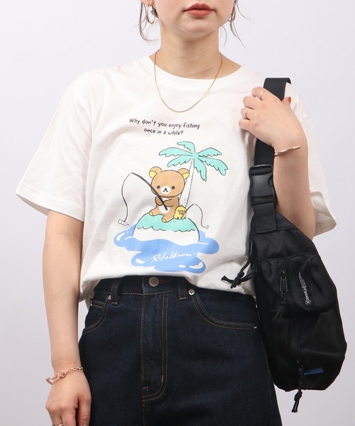 FUNALIVE(ファンアライブ)の「Rilakkuma 天竺 クルーネック 半袖Tシャツ(Tシャツ/カットソー・メンズ・ライトピンク/サックスブルー/ライトブルー/スモークピンク/オフホワイト/ナチュラル/チャコールグレー/ホワイト/ピンク/サックスブルー系/オートミール/ライトパープル/ミント/ホワイト系/ホワイト系1/チャコール・M/L/S)」の18枚目の写真