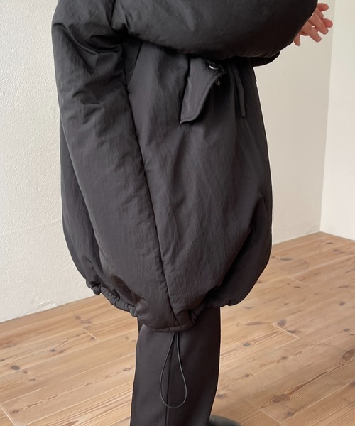 wee9s(ウィークス)の「over size monster hoodie coat / オーバーサイズモンスターフーディーコート(ダウンジャケット/コート・レディース・ブラック/クリーム・FREE)」の15枚目の写真