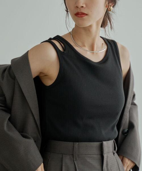 coen（コーエン）の「ショルダーデザインタンクトップ（タンクトップ・レディース・ブラック/ホワイト/ブラウン・M/L）」の2枚目の写真