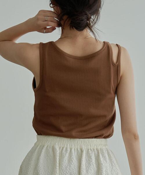 coen（コーエン）の「ショルダーデザインタンクトップ（タンクトップ・レディース・ブラック/ホワイト/ブラウン・M/L）」の19枚目の写真