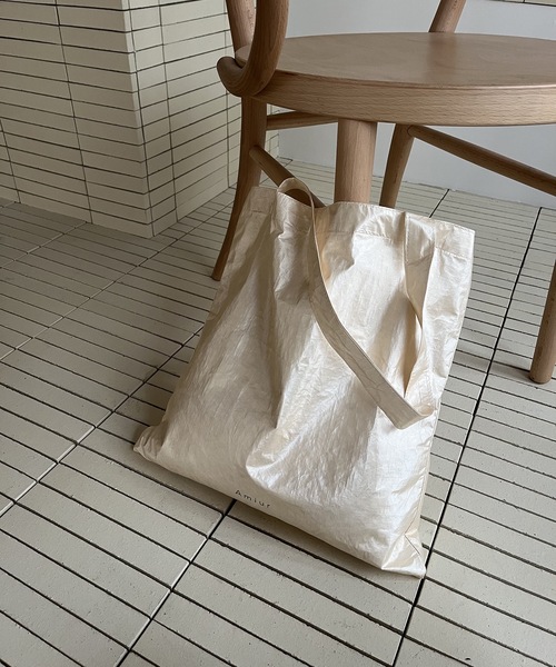 Amiur（エミレ）の「Amiur polish tote bag（トートバッグ・レディース・クリーム・FREE）」の3枚目の写真