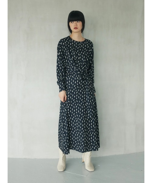 armonia（アルモニーア）の「a.　スクエアドットプリントタックワンピース（ワンピース・レディース・アイボリー/ブラック/イエロー・FREE）」の15枚目の写真