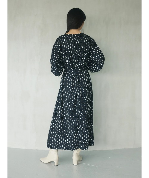 armonia（アルモニーア）の「a.　スクエアドットプリントタックワンピース（ワンピース・レディース・アイボリー/ブラック/イエロー・FREE）」の17枚目の写真