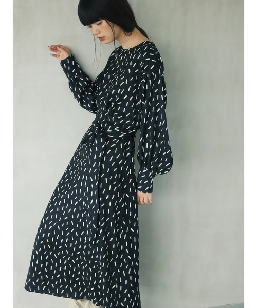 armonia（アルモニーア）の「a.　スクエアドットプリントタックワンピース（ワンピース・レディース・アイボリー/ブラック/イエロー・FREE）」の20枚目の写真