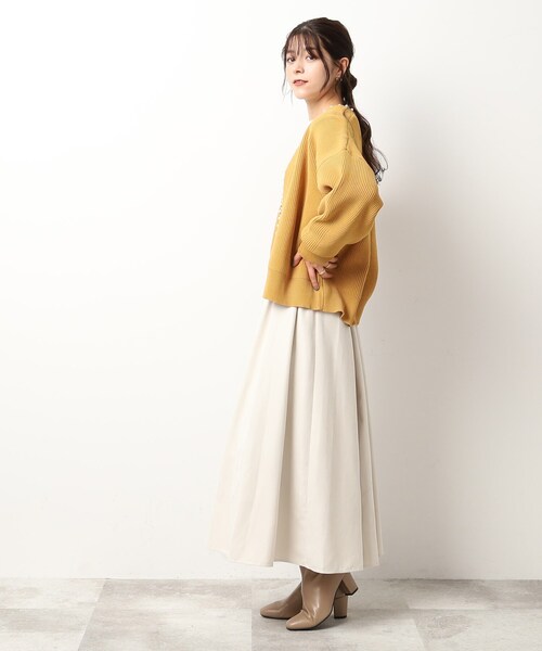 DRESKIP（ドレスキップ）の「◆フェイクパ－ル使い畦編みニットカーディガン（カーディガン/ボレロ・レディース・ブルー/レモンイエロー/ライトグレー/サンドベージュ/ブラック・02/03/04）」の13枚目の写真