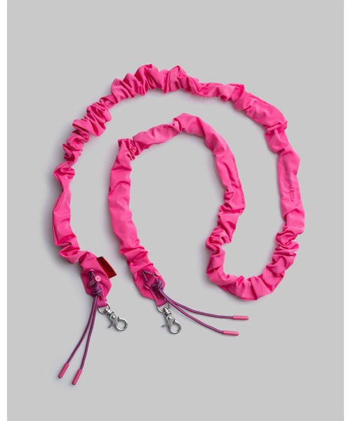 Topologie（トポロジー）の「Bungee Strap【ストラップ単体】（スマホグッズ・レディース・ブラック/アーミー/ベージュ/ブルー/ホワイト/グレー/レッド/モスグリーン/ブルー系その他/ミント/オレンジ/ホワイト系その他/ベージュ系その他/ピンク・FREE）」の12枚目の写真