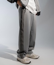 Ressaca | ルーズシルエット サイドライントラックジャージ ピンタックストレートパンツ(その他パンツ)