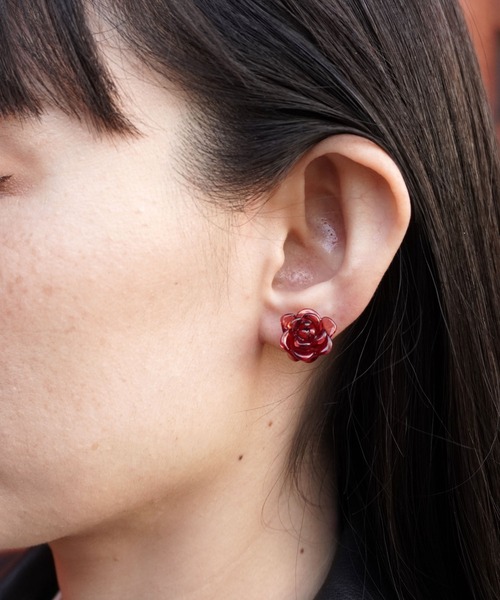 misto accessories（ミストアクセサリーズ）の「ROSE&GRAIN pierces　ローズピアス・一粒ピアス 2ピースセット（ピアス（両耳用）・レディース・ホワイト/レッド/ピンク・FREE）」の3枚目の写真