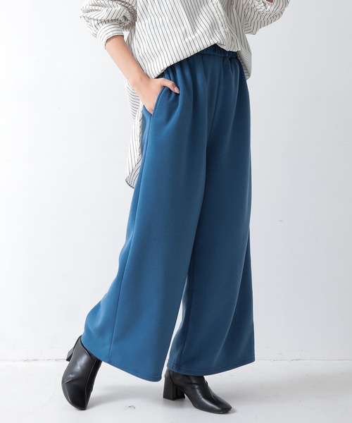 and it_(アンドイット)の「裏起毛あったかワイドパンツ(その他パンツ・レディース・ブラック/ブルー/モカ・FREE)」の10枚目の写真