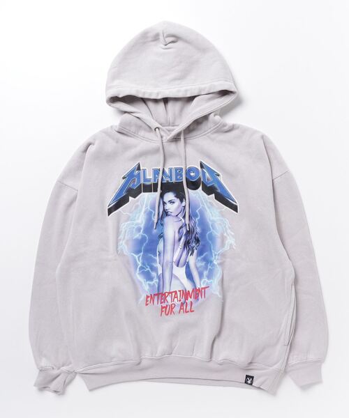 PLAYBOY(プレイボーイ)の「SEQUENZ×PLAYBOY/プレイボーイ バンド ヴィンテージ モチーフ バックプリント 裏起毛 スウェットプルパーカー(パーカー・メンズ・ブラック/オフホワイト・L/LL/M)」の5枚目の写真