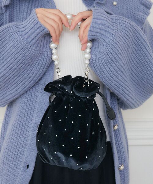 ems excite（エムズエキサイト）の「ベロア巾着ショルダーバッグ（ショルダーバッグ・レディース・ライトグレー/ライトベージュ/ブラック・ONE SIZE）」の4枚目の写真