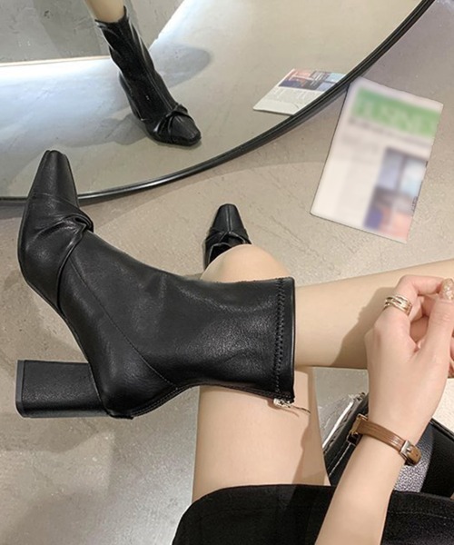 Miniministore（ミニミニストア）の「ショートブーツ レディース 美脚ブーティ（ブーツ・レディース・アイボリー/ブラック・23.5cm/24.0cm/23.0cm/22.5cm/24.5cm）」の4枚目の写真