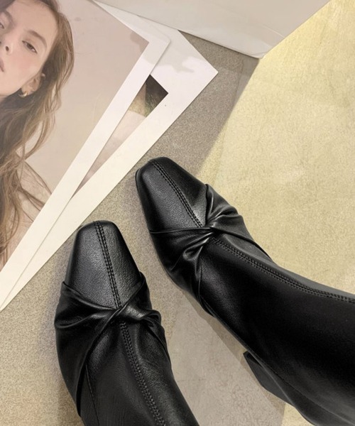 Miniministore（ミニミニストア）の「ショートブーツ レディース 美脚ブーティ（ブーツ・レディース・アイボリー/ブラック・23.5cm/24.0cm/23.0cm/22.5cm/24.5cm）」の14枚目の写真