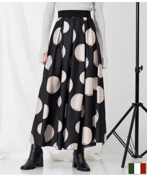 Settimissimo（セッティミッシモ）の「ITALYドットプリント サテン フレアロングスカート（スカート・レディース・ブラック・FREE）」の3枚目の写真