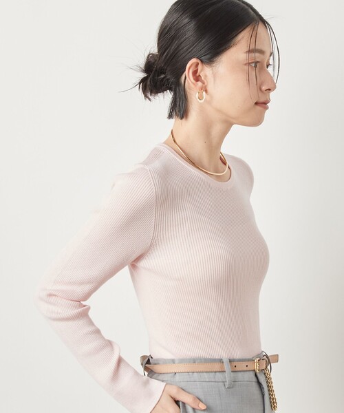 NOLLEY’S Sophi（ノーリーズソフィ）の「《手洗い可能》18Gホールガーメントガーゼ風リブクルーネックプルオーバーニット（ニット/セーター・レディース・ベビーピンク/チャコールグレー/クリーム・38）」の16枚目の写真