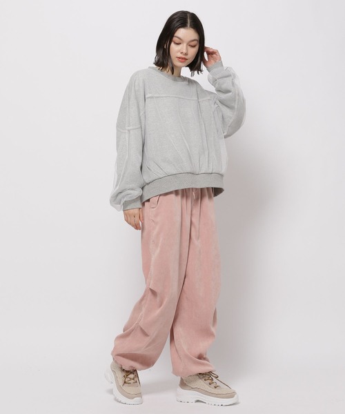 niko and...(ニコアンド)の「オーバーチュールスウェット(スウェット・レディース・グレー/ブルー/ブラック/ピンク・MEDIUM/LARGE)」の12枚目の写真