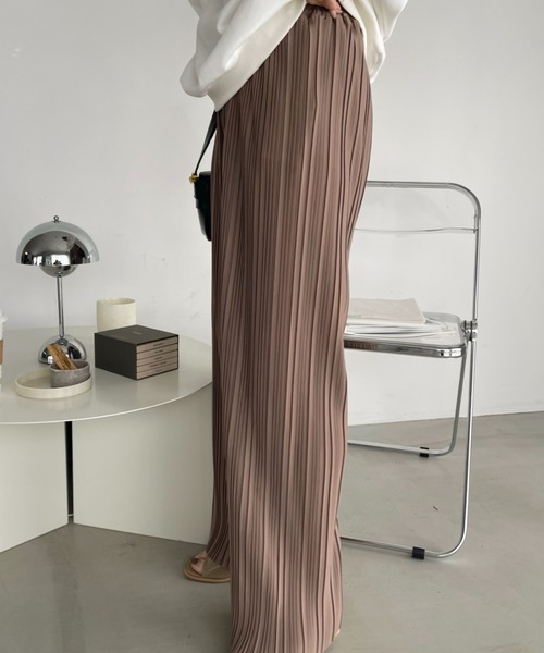 Eclat one（エクラワン）の「ウエストゴム  プリーツ ストレートパンツ（その他パンツ・レディース・モカ/ブルー/ブラック・M/L）」の22枚目の写真