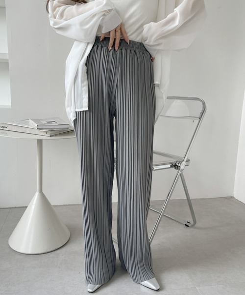 Eclat one（エクラワン）の「ウエストゴム  プリーツ ストレートパンツ（その他パンツ・レディース・モカ/ブルー/ブラック・M/L）」の13枚目の写真