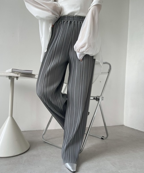 Eclat one（エクラワン）の「ウエストゴム  プリーツ ストレートパンツ（その他パンツ・レディース・モカ/ブルー/ブラック・M/L）」の8枚目の写真
