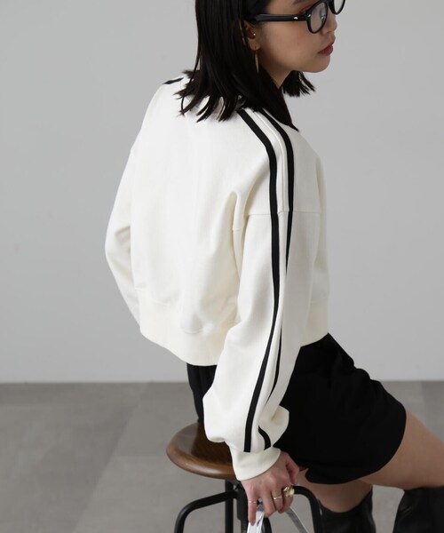 FREE'S MART（フリーズマート）の「ワンポイントロゴスウェット（スウェット・レディース・ホワイト/ネイビー/ベージュ・FREE）」の7枚目の写真