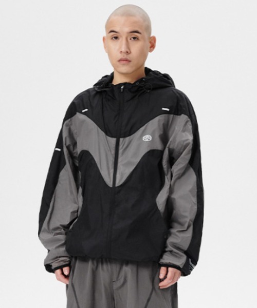 MAHAGRID(マハグリッド)の「『mahagrid/マハグリッド』WAVE M LOGO HOODED WINDBREAKER/ウエーブロゴウインドブレーカー(その他アウター・メンズ・ブラック/グレー・L/M)」の18枚目の写真