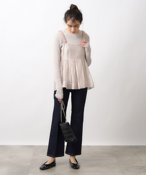 OPAQUE.CLIP（オペークドットクリップ）の「◆オーガンジーキャミブラウス【洗濯機洗い可】（タンクトップ・レディース・オフホワイト/グレー/ブラック・36/38/40）」の19枚目の写真