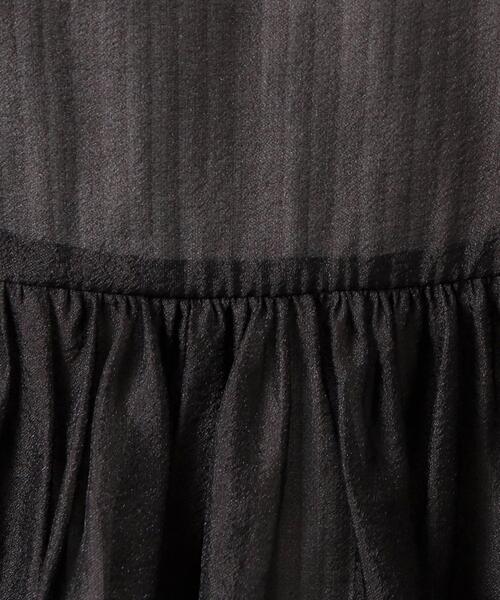 OPAQUE.CLIP（オペークドットクリップ）の「◆オーガンジーキャミブラウス【洗濯機洗い可】（タンクトップ・レディース・オフホワイト/グレー/ブラック・36/38/40）」の14枚目の写真