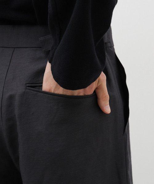 ATON(エイトン)の「【ATON / エイトン】COTTON HEMP SATIN BAKER PANTS(スラックス・メンズ・チャコールグレー・2/4/6)」の14枚目の写真