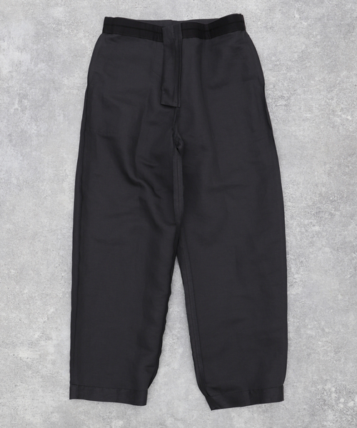 ATON(エイトン)の「【ATON / エイトン】COTTON HEMP SATIN BAKER PANTS(スラックス・メンズ・チャコールグレー・2/4/6)」の12枚目の写真