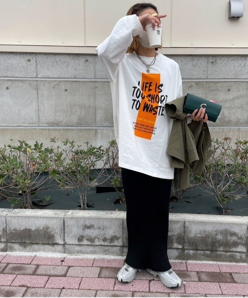 feepur by saya（フェピュールバイサヤ）の「ペイントロゴロンTee（Tシャツ/カットソー・レディース・オフホワイト/ホワイト/オートミール/アイボリー・MEDIUM）」の17枚目の写真