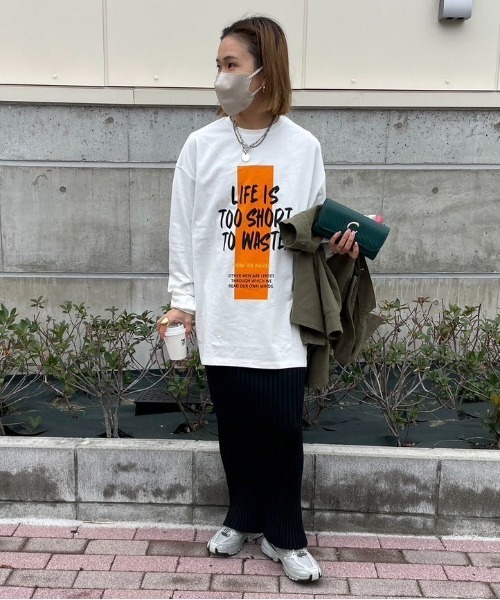 feepur by saya（フェピュールバイサヤ）の「ペイントロゴロンTee（Tシャツ/カットソー・レディース・オフホワイト/ホワイト/オートミール/アイボリー・MEDIUM）」の15枚目の写真