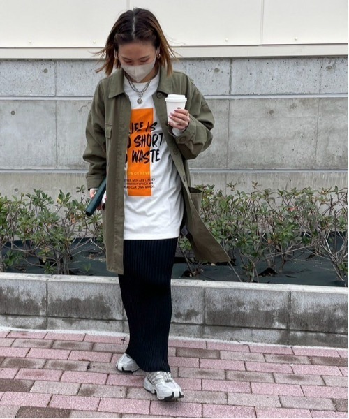 feepur by saya（フェピュールバイサヤ）の「ペイントロゴロンTee（Tシャツ/カットソー・レディース・オフホワイト/ホワイト/オートミール/アイボリー・MEDIUM）」の10枚目の写真