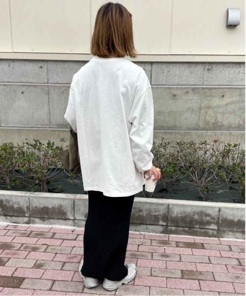 feepur by saya（フェピュールバイサヤ）の「ペイントロゴロンTee（Tシャツ/カットソー・レディース・オフホワイト/ホワイト/オートミール/アイボリー・MEDIUM）」の16枚目の写真