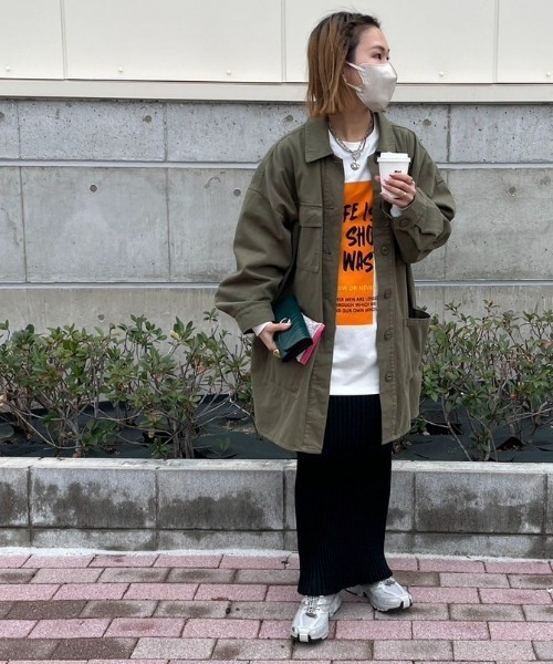 feepur by saya（フェピュールバイサヤ）の「ペイントロゴロンTee（Tシャツ/カットソー・レディース・オフホワイト/ホワイト/オートミール/アイボリー・MEDIUM）」の8枚目の写真