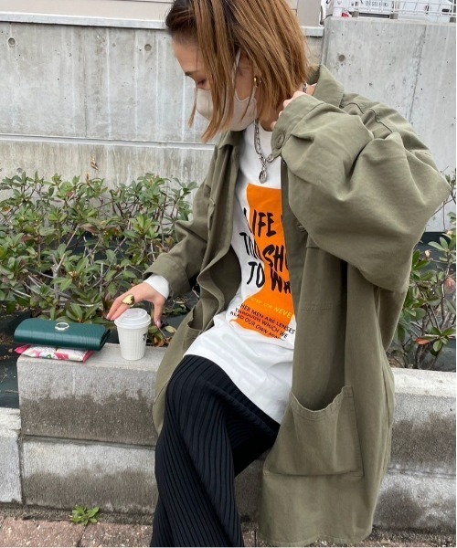 feepur by saya（フェピュールバイサヤ）の「ペイントロゴロンTee（Tシャツ/カットソー・レディース・オフホワイト/ホワイト/オートミール/アイボリー・MEDIUM）」の12枚目の写真