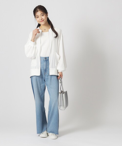 Cutie Blonde（キューティーブロンド）の「◆ヘルシーなシアー感 ポケットブルゾン（ブルゾン・レディース・ホワイト系/ブラック・02/03/04）」の5枚目の写真