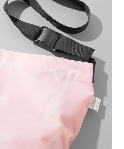 Drifter(ドリフター)の「【Drifter】PLAIN SHOULDER BAG(ショルダーバッグ・メンズ・ライトブルー/ライトピンク/ライトグリーン/ブラック/ブラウン/その他2/ダークインディゴブルー/マルチ・FREE)」の11枚目の写真