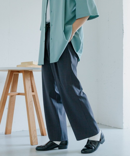 SENSE OF PLACE by URBAN RESEARCH（センスオブプレイスバイアーバンリサーチ）の「『イージーケア/セットアップ対応』ダブルタックワイドスラックス（スラックス・メンズ・ブラック/ライトベージュ/ブルー/グレー/ベージュ/チャコールグレー・SMALL/MEDIUM/LARGE）」の19枚目の写真