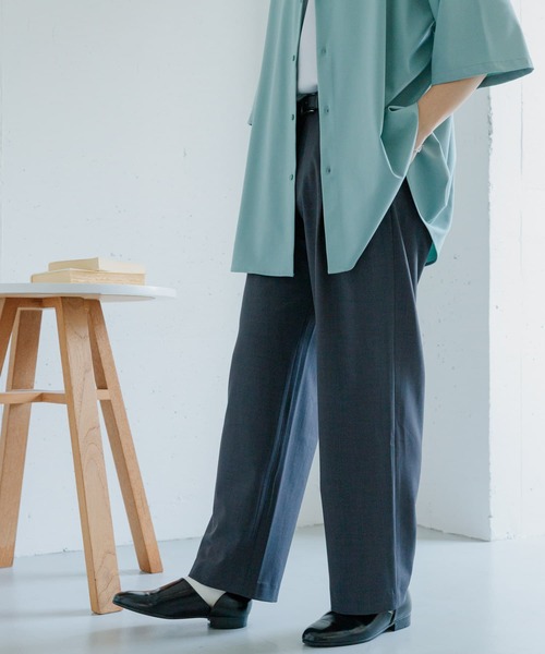 SENSE OF PLACE by URBAN RESEARCH（センスオブプレイスバイアーバンリサーチ）の「『イージーケア/セットアップ対応』ダブルタックワイドスラックス（スラックス・メンズ・ブラック/ライトベージュ/ブルー/グレー/ベージュ/チャコールグレー・SMALL/MEDIUM/LARGE）」の20枚目の写真