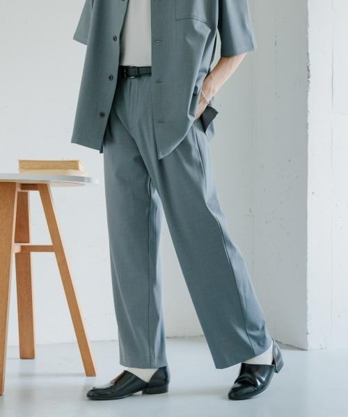 SENSE OF PLACE by URBAN RESEARCH（センスオブプレイスバイアーバンリサーチ）の「『イージーケア/セットアップ対応』ダブルタックワイドスラックス（スラックス・メンズ・ブラック/ライトベージュ/ブルー/グレー/ベージュ/チャコールグレー・SMALL/MEDIUM/LARGE）」の6枚目の写真