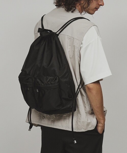 tk.TAKEO KIKUCHI（ティーケータケオキクチ）の「◆ダブルポケットナップザック（バックパック/リュック・メンズ・ブラック系/ブラック・00）」の3枚目の写真