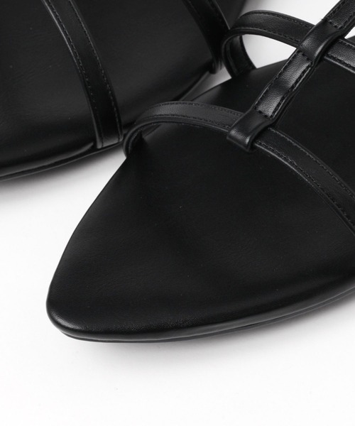 LEPSIM(レプシィム)の「アンクルゴムストラップサンダル 106987(サンダル・レディース・ブラック/シルバー/ベージュ・LARGE/MEDIUM)」の19枚目の写真